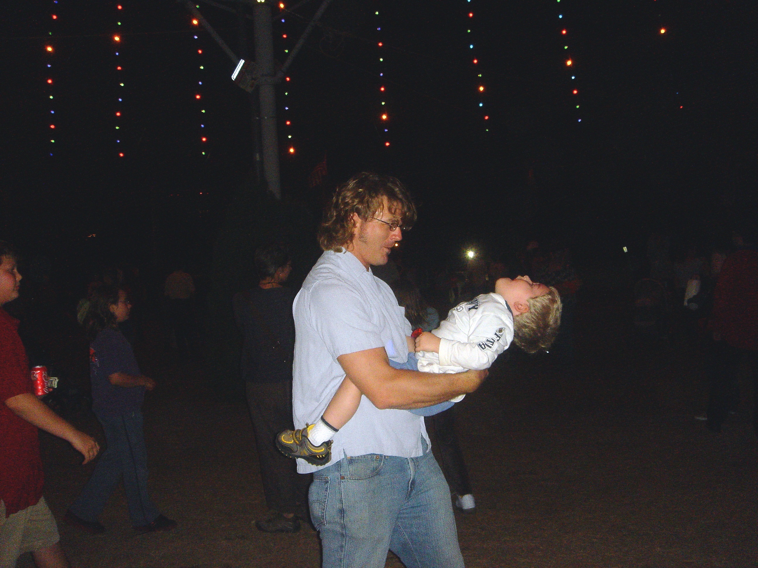 2007-12-11-02-Trail0fLights-Austin.jpg